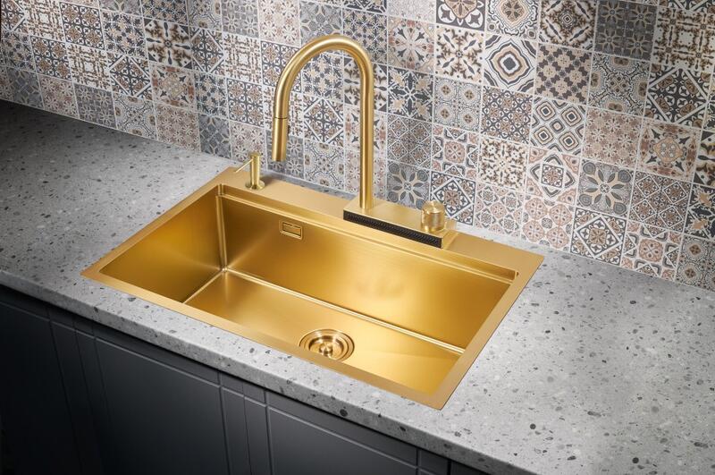 Мойка для кухни Milacio Denia 75 Steel MC.77428 в комплекте со смесителем и коландером брашированное золото — изображение 7