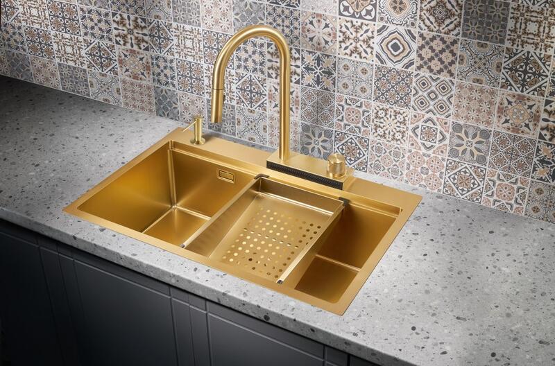 Мойка для кухни Milacio Denia 75 Steel MC.77428 в комплекте со смесителем и коландером брашированное золото — изображение 8